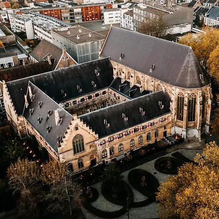 Kruisherenhotel Hotel 5*