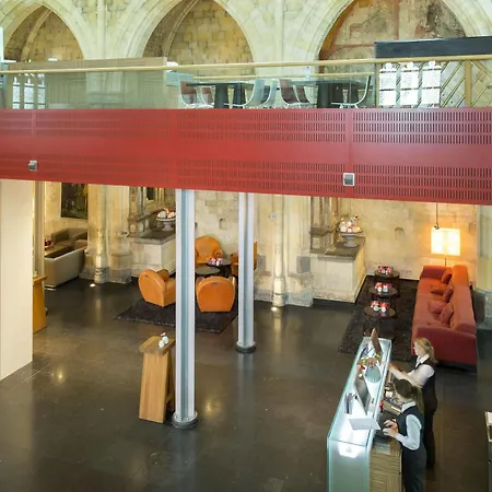 Kruisherenhotel Hotel 5*